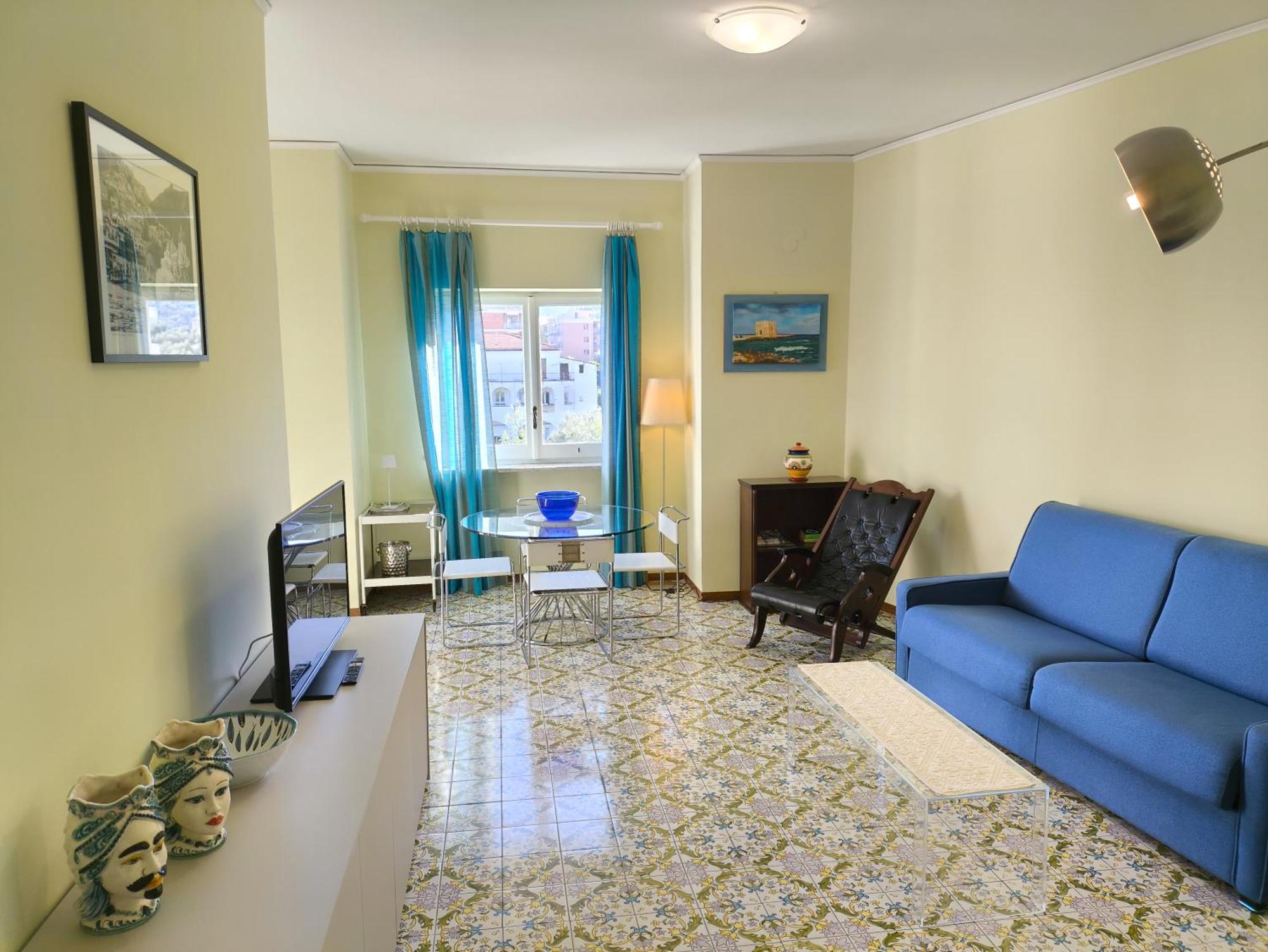 Casa Mar - Elegant Apartment With Pool And Panoramic Terrace In The Heart Of Sorrento Eksteriør billede