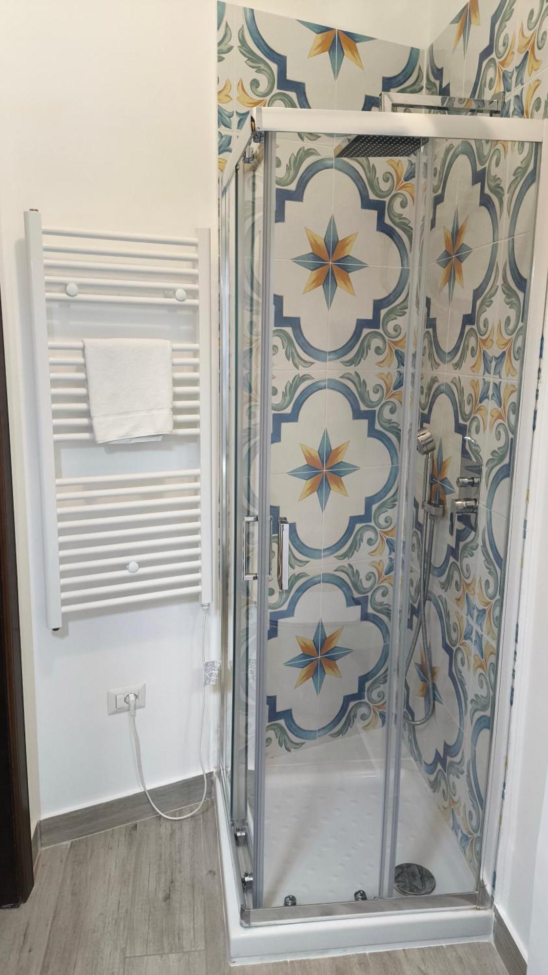 Casa Mar - Elegant Apartment With Pool And Panoramic Terrace In The Heart Of Sorrento Eksteriør billede